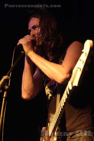 JEFF THE BROTHERHOOD - 2012-09-03 - PARIS - La Mecanique Ondulatoire - 